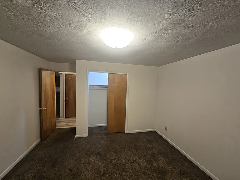 735 Mellen Dr — Photo 6