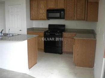 2nd image of 8148 Slate Falls St