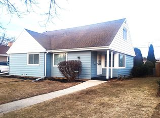 7609 19th Ave, Kenosha, WI 53143