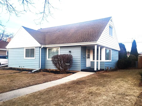 7609 19th AVENUE, Kenosha, WI 53143