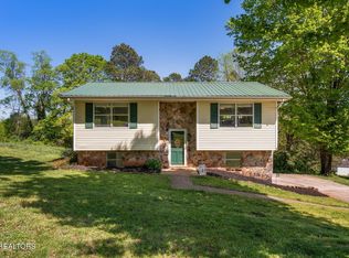 218 Heuer St, Sweetwater, TN 37874