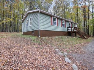 109 Running Deer Dr, Greentown, PA 18426
