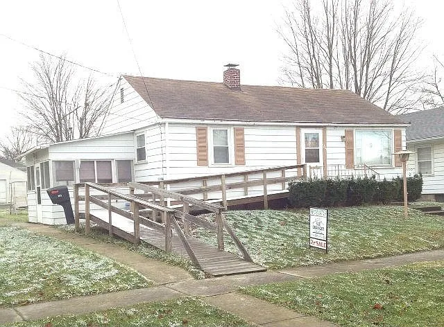 901 Congress St photo 1