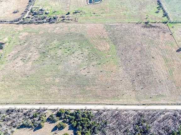 5th image of 5 Northeast Cres #2160