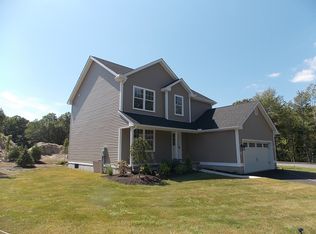 46 Woodshire Cir, Bristol, CT 06010