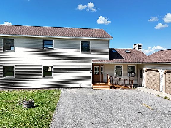 4th image of 28 Murfield Dr #A