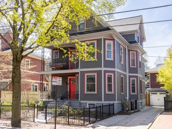 60 Orchard St, Cambridge, MA 02140
