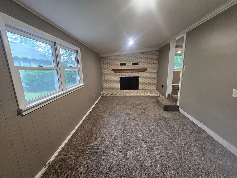2903 W John St — Photo 22