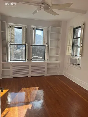 Rented by Sotheby's International Realty | media 8