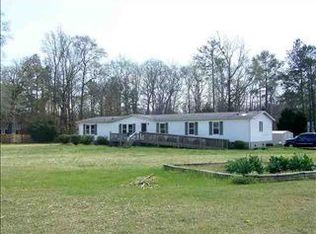 611 Hawks Nest Ln, Jacksonville, NC 28540