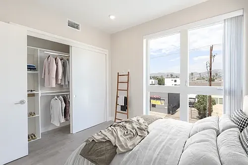 Melrose Residences Photo 1