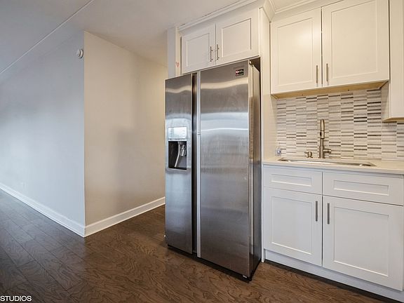 4th image of 7432 Washington St APT 407