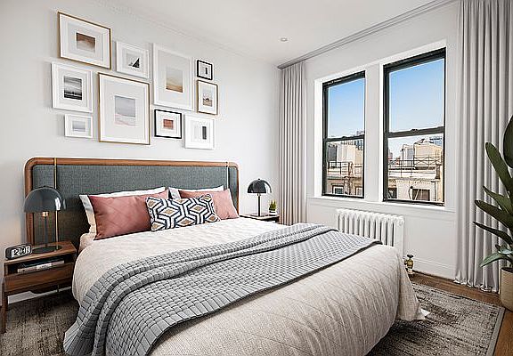 5th image of 176 E 3rd St #3L