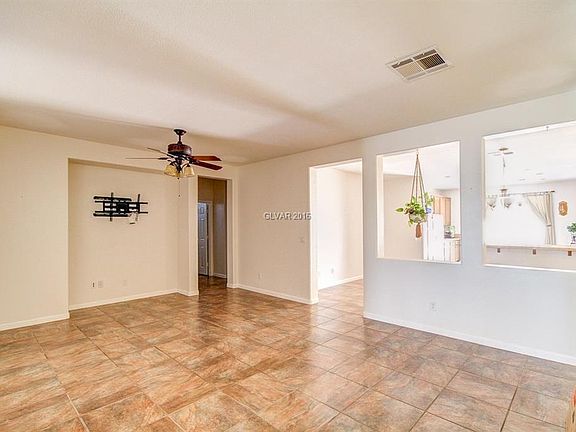 3rd image of 8220 Mesa Bloom St