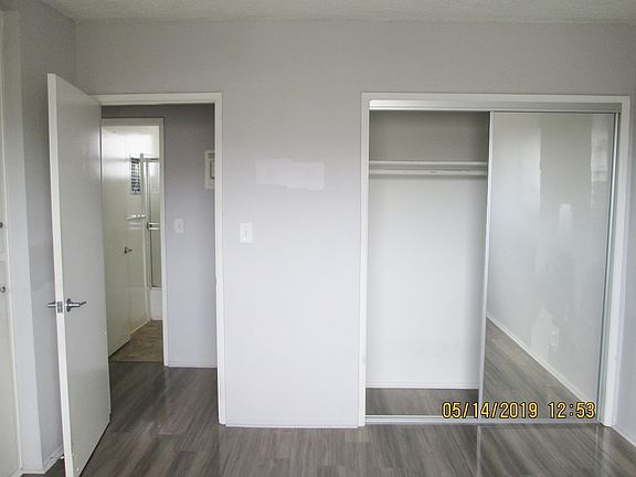 3rd image of 1640 Barry Ave APT 9