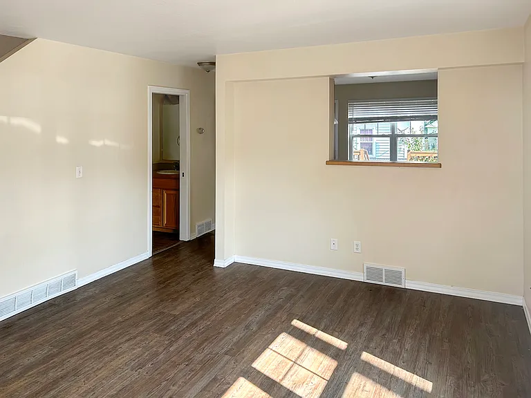 1231A S 5th St W — Photo 10