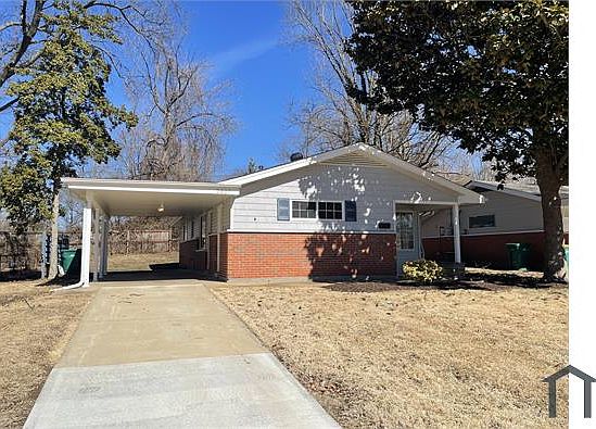2nd image of 2327 Noll Dr