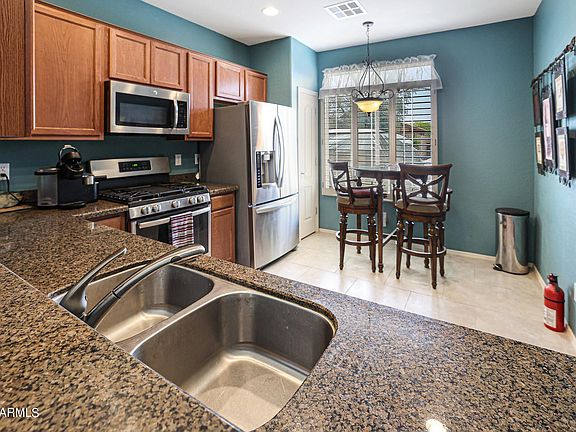 4th image of 7386 W Palo Brea Ln