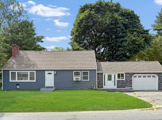 188 Oak St, Methuen, MA 01844
