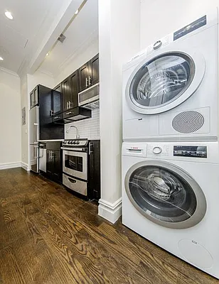 Rented by REAL New York | media 3