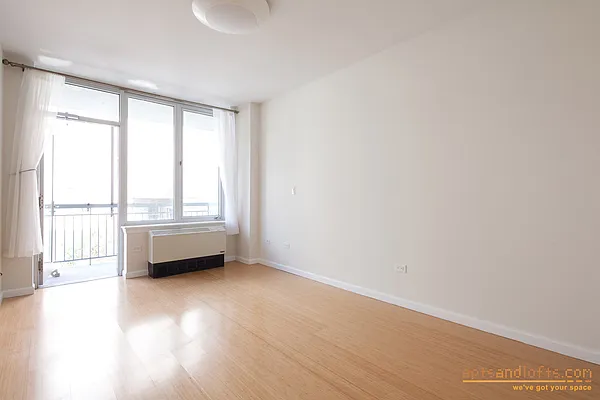 Sold by aptsandlofts.com | media 23