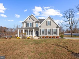 15935 Brackenburn Ct, Hughesville, MD 20637