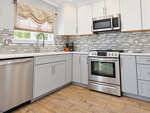 5th image of 601 Tulsa Ct