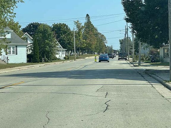 5th image of 2623 Forest Ave
