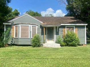 3995 Ector Ave, Beaumont, TX 77705