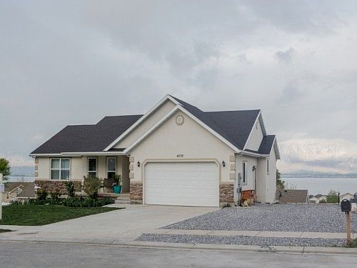 2nd image of 4076 S Lake Vista Dr