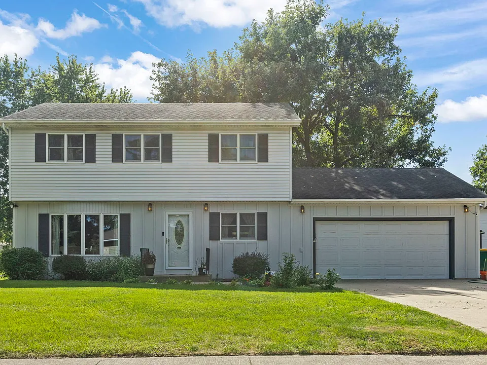 3800 Amber Ct