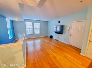 115 E Noble St APT 1, Columbus, OH 43215