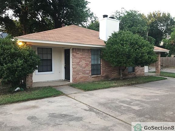 4th image of 819 N Mesquite St APT A