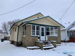 557 Apple Ave, Toledo, OH 43609