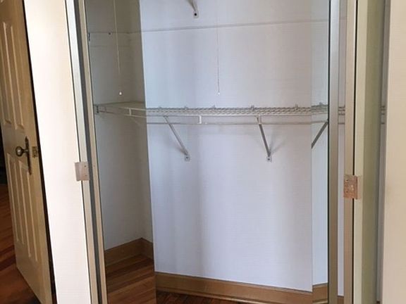 5th image of 114 Home Ave Unit 304