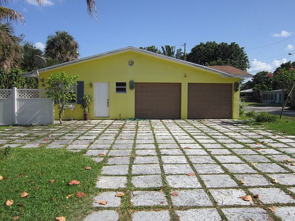 3rd image of 12 N Swinton Cir