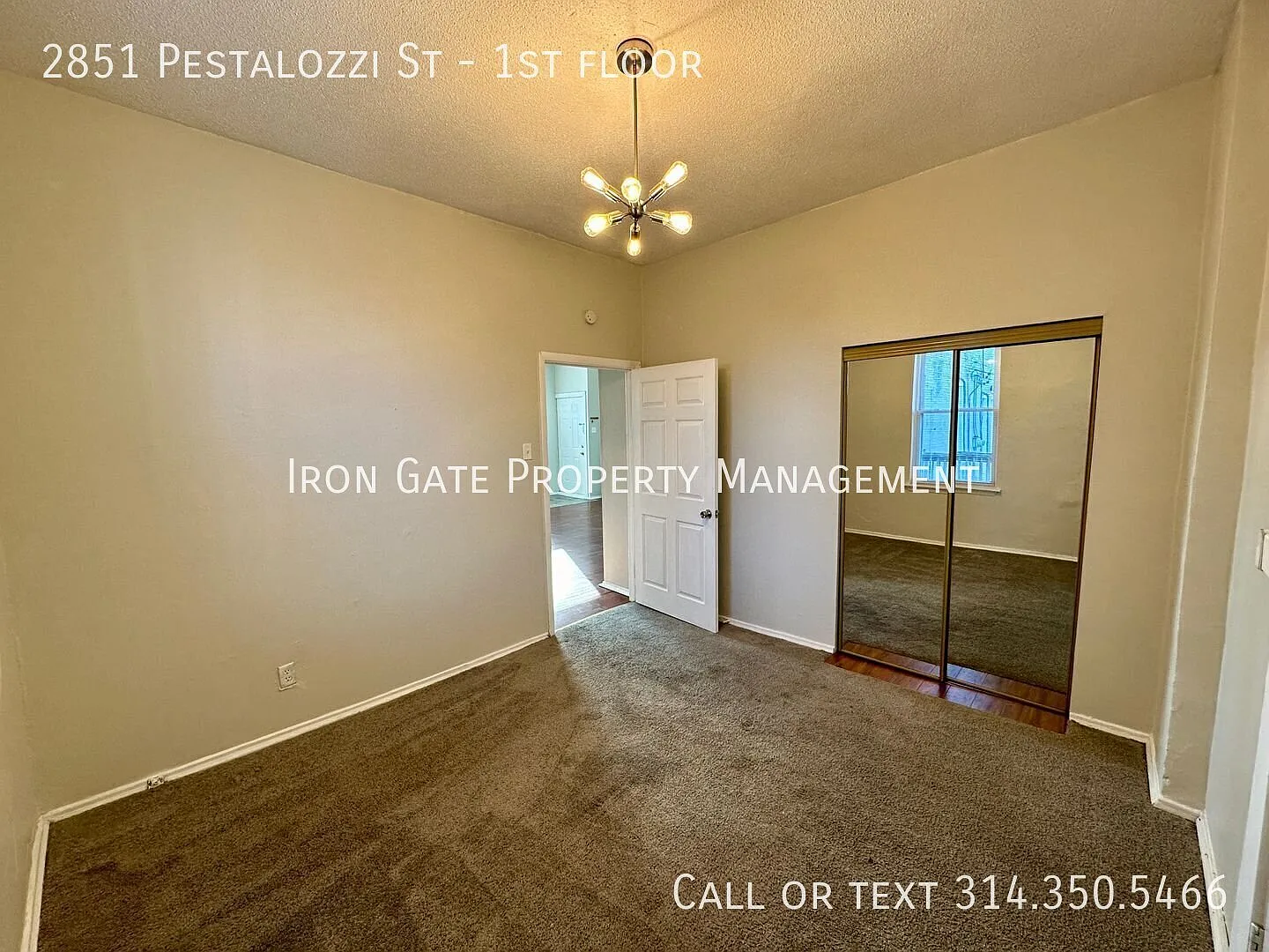 Very Spacious First Floor - Two bedroom Apartment in Fox Park!! — Photo 2