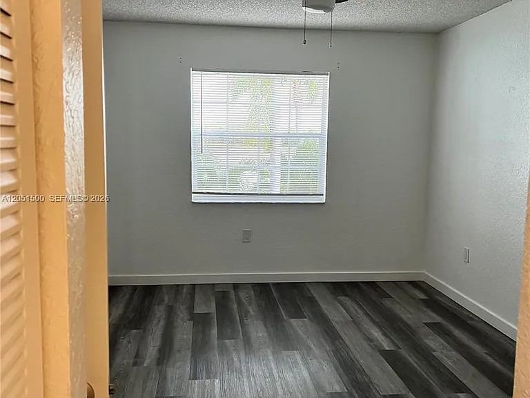 2831 N Oakland Forest Dr #210 — Photo 10