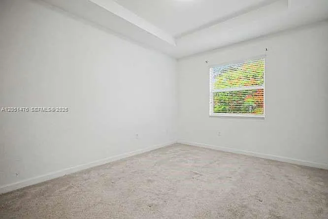 1020 SE 26th Ter — Photo 14
