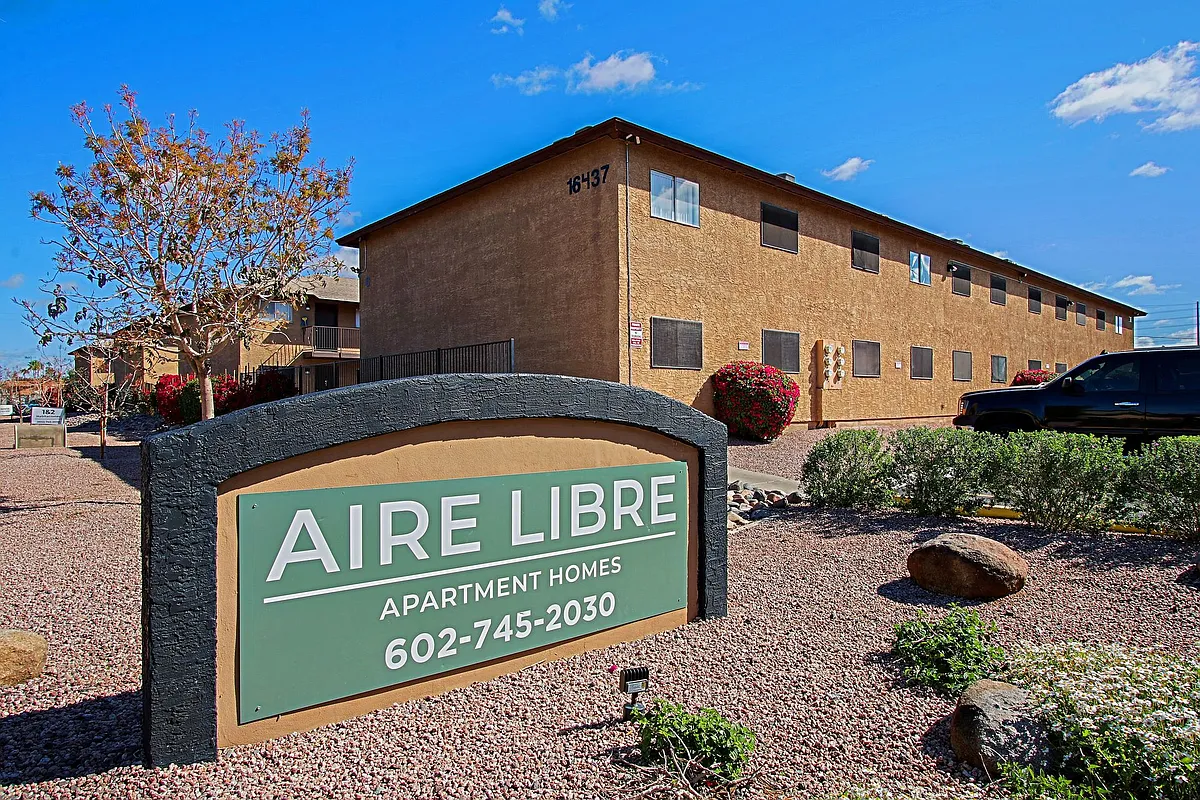 Building Photo - Aire Libre Apartments