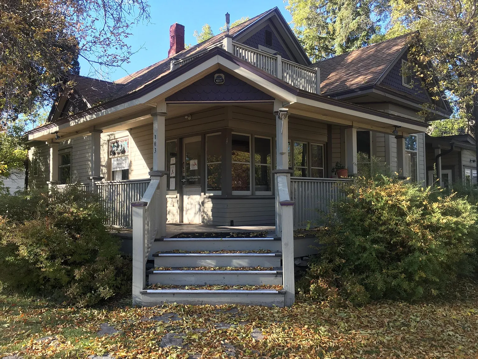 3 bed, 650 sqft, $2,000 — Photo 2