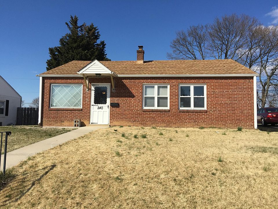 2nd image of 240 Bassett Ave