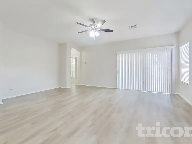 14621 W Ventura St — Photo 3