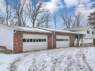 3832 Fallsburg Rd, Newark, OH 43055
