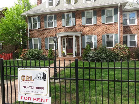 4th image of 512 Townsend Ave APT 1L