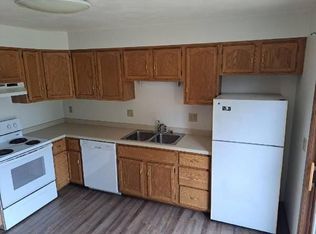 600 S Westland Dr #C, Appleton, WI 54914