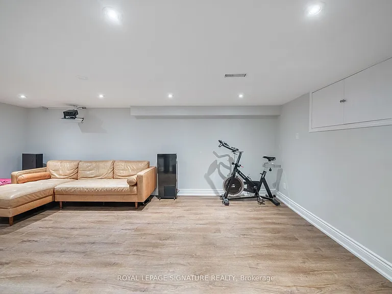 345 Flagstone Ter — Photo 36