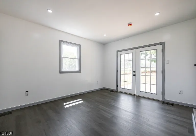 1720 Chews Landing Clementon Rd — Photo 14