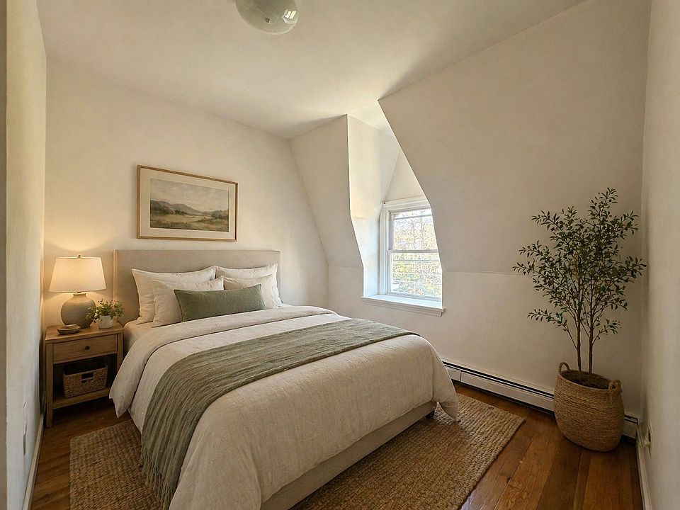 1st image of 498 Liberty St #3
