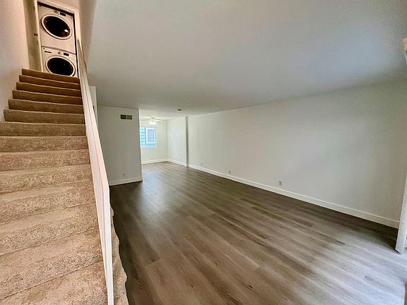2nd image of 1050 Allen Ave #1